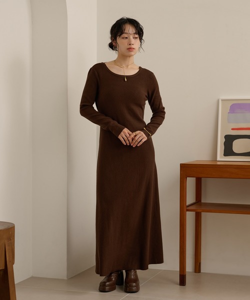 LAULEN（ローレン）の「back open ribbon knit one piece /バックオープンリボンロングニットワンピース（ワンピース・レディース・ブラウン/グレー/アイボリー/ブラック・FREE）」の12枚目の写真