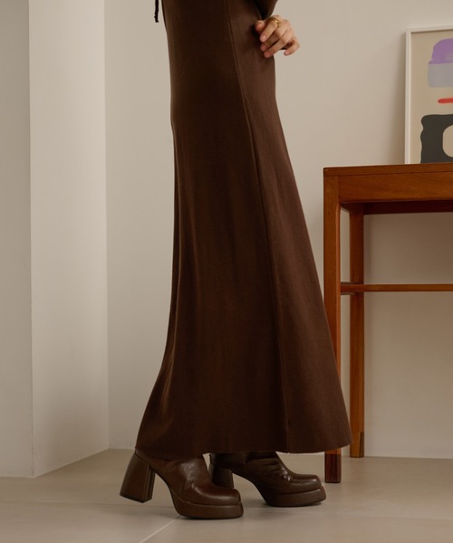 LAULEN（ローレン）の「back open ribbon knit one piece /バックオープンリボンロングニットワンピース（ワンピース・レディース・ブラウン/グレー/アイボリー/ブラック・FREE）」の17枚目の写真