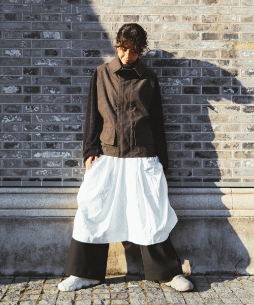 KEEN（キーン）の「HYPOWSER WRAP / ハイパウザー ラップ / レディース スリッポン スニーカー（スニーカー・レディース・アイボリー・22.5cm/23cm/23.5cm/24cm/24.5cm/25cm/25.5cm/26cm/26.5cm/27cm）」の13枚目の写真