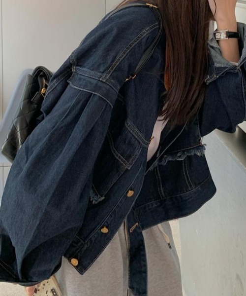 FAVORITO(ファヴォリート)の「襟配色デニムジャケット(デニムジャケット・レディース・ダークブルー・M/L/XL)」の6枚目の写真