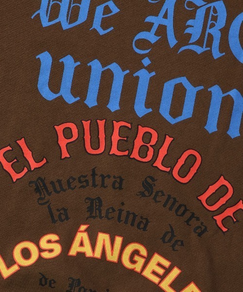 UNION（UNION TOKYO）（ユニオン）の「UNION TOKYO WE ARE CREWNECK ユニオントーキョー スウェット（スウェット・メンズ・ブラウン/ブラック・MEDIUM/SMALL/LARGE/X-LARGE/XX-LARGE）」の8枚目の写真
