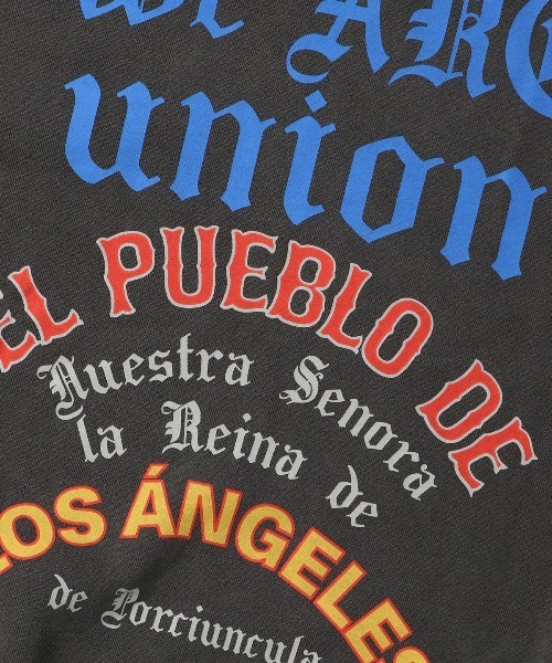 UNION（UNION TOKYO）（ユニオン）の「UNION TOKYO WE ARE CREWNECK ユニオントーキョー スウェット（スウェット・メンズ・ブラウン/ブラック・MEDIUM/SMALL/LARGE/X-LARGE/XX-LARGE）」の4枚目の写真