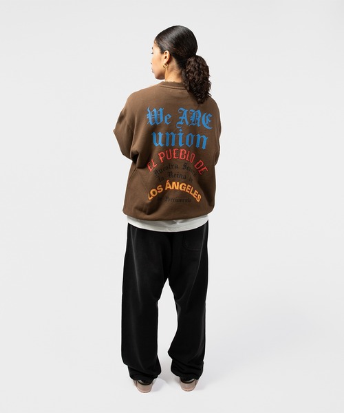 UNION（UNION TOKYO）（ユニオン）の「UNION TOKYO WE ARE CREWNECK ユニオントーキョー スウェット（スウェット・メンズ・ブラウン/ブラック・MEDIUM/SMALL/LARGE/X-LARGE/XX-LARGE）」の12枚目の写真
