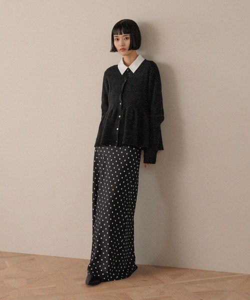 LOWRYS FARM（ローリーズファーム）の「ペプラムニットカーディガンＬＳ　603781（カーディガン/ボレロ・レディース・ベージュ/ブラック/ブルー/ライトブルー/グレー・FREE）」の12枚目の写真