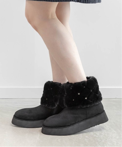 RANDA（ランダ）の「2WAY ビジュー×キルティングファームートンブーツ（ブーツ・レディース・ブラック/アイボリー/グレイッシュベージュ・S/M/L/LL）」の17枚目の写真