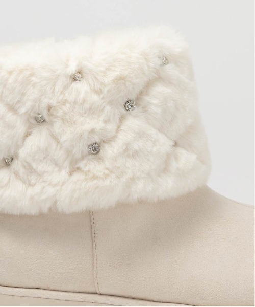 RANDA（ランダ）の「2WAY ビジュー×キルティングファームートンブーツ（ブーツ・レディース・ブラック/アイボリー/グレイッシュベージュ・S/M/L/LL）」の10枚目の写真