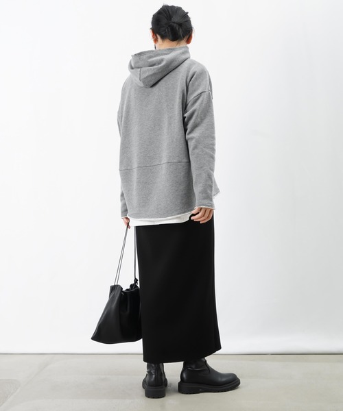 LUCA/LADY LUCK LUCA(ルカ/レディラックルカ)の「LC/LLL 裏毛コクーンパーカー【セットアップ着用可】(パーカー・レディース・ブラック/グレー/ライトベージュ・FREE)」の16枚目の写真