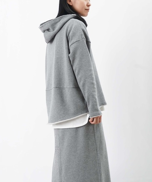 LUCA/LADY LUCK LUCA(ルカ/レディラックルカ)の「LC/LLL 裏毛コクーンパーカー【セットアップ着用可】(パーカー・レディース・ブラック/グレー/ライトベージュ・FREE)」の12枚目の写真