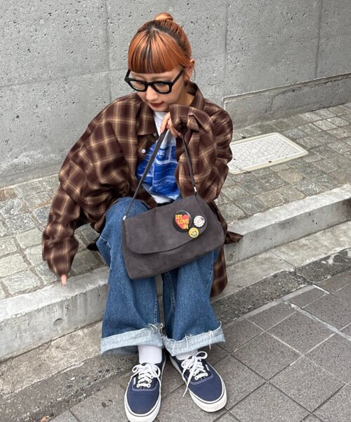 CIAOPANIC TYPY（チャオパニックティピー）の「スウェードハンドバッグ（ハンドバッグ・レディース・チャコールグレー/レッド/キャメル・ONE SIZE）」の6枚目の写真