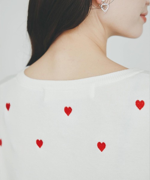 PICCIN PERLA(ピッチンペルラ)の「ハート刺繍カーディガン(カーディガン/ボレロ・レディース・オフホワイト/ブラック/ラベンダー/レッド・M)」の19枚目の写真