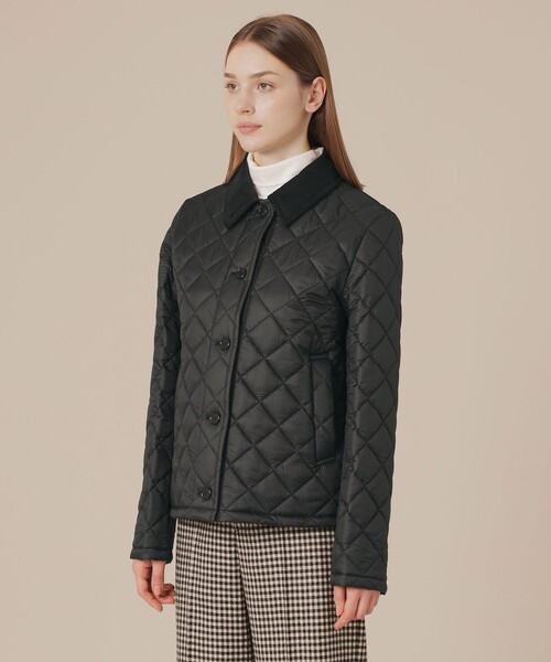 MACKINTOSH LONDON（マッキントッシュ ロンドン）の「【婦人画報11月号掲載】【Tilbury/ティルベリー】エアリーキルティングショートコート（ステンカラーコート・レディース・ブラック/ワイン/ベージュ・38/40）」の8枚目の写真