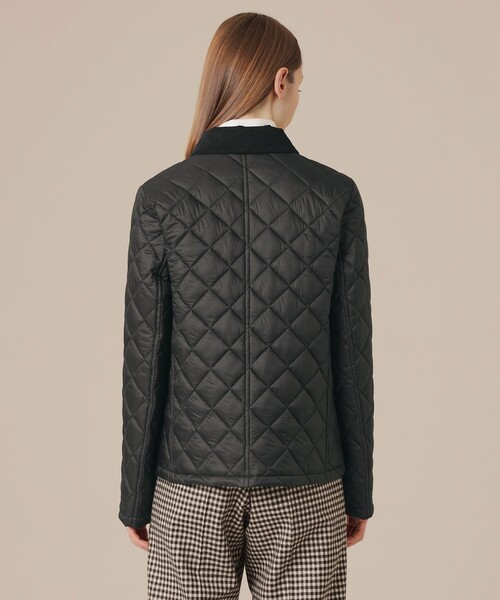 MACKINTOSH LONDON（マッキントッシュ ロンドン）の「【婦人画報11月号掲載】【Tilbury/ティルベリー】エアリーキルティングショートコート（ステンカラーコート・レディース・ブラック/ワイン/ベージュ・38/40）」の9枚目の写真