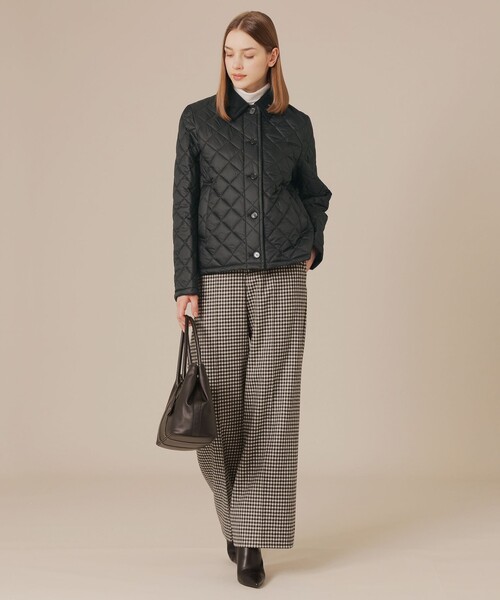 MACKINTOSH LONDON（マッキントッシュ ロンドン）の「【婦人画報11月号掲載】【Tilbury/ティルベリー】エアリーキルティングショートコート（ステンカラーコート・レディース・ブラック/ワイン/ベージュ・38/40）」の10枚目の写真