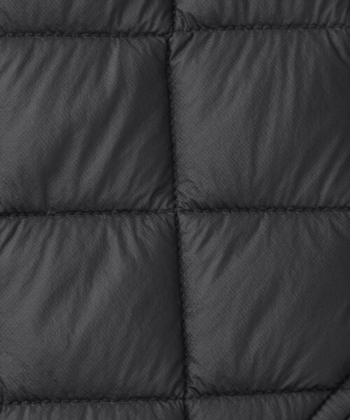 MACKINTOSH LONDON（マッキントッシュ ロンドン）の「【婦人画報11月号掲載】【Tilbury/ティルベリー】エアリーキルティングショートコート（ステンカラーコート・レディース・ブラック/ワイン/ベージュ・38/40）」の14枚目の写真