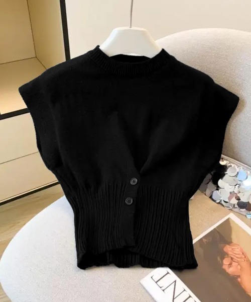 Miniministore(ミニミニストア)の「ニットベスト フロントボタン ニットジレ(ベスト・レディース・ワインレッド/ブラック/ネイビー・FREE)」の19枚目の写真