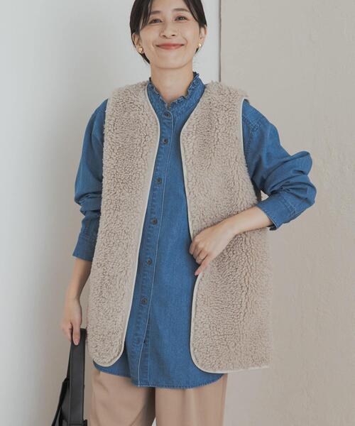 URBAN RESEARCH DOORS(アーバンリサーチドアーズ)の「デニムフリルスタンドシャツ(シャツ/ブラウス・レディース・ワンウォッシュ/インディゴブルー・MEDIUM)」の4枚目の写真