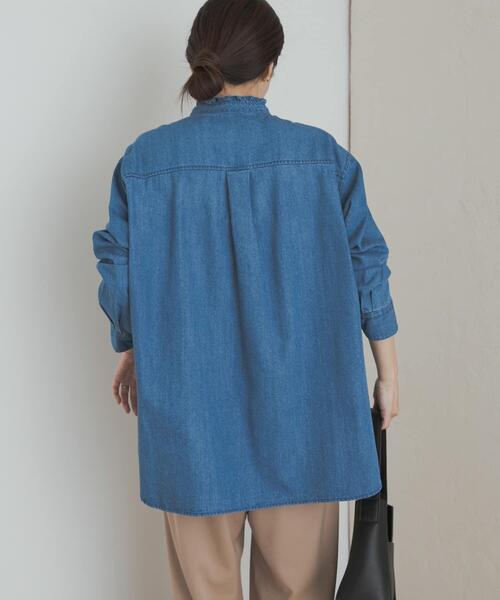 URBAN RESEARCH DOORS(アーバンリサーチドアーズ)の「デニムフリルスタンドシャツ(シャツ/ブラウス・レディース・ワンウォッシュ/インディゴブルー・MEDIUM)」の9枚目の写真