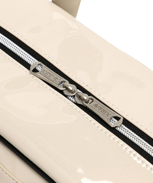 AVIREX（アヴィレックス）の「《WEB&DEPOT限定》ENAMEL BOSTON BAG/エナメルボストンバッグ（ボストンバッグ・レディース・ブラック/アイボリー・F）」の11枚目の写真