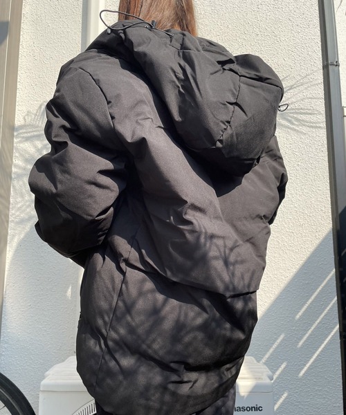 ARCADE（アーケード）の「シームレス 防風撥水ストレッチ加工 ファイバーダウン フードジャケット（ダウンジャケット/コート・メンズ・チャコールグレー/ブラック/カーキ・LL/L/M）」の13枚目の写真