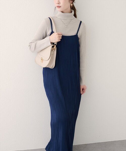 natural couture(ナチュラルクチュール)の「【WEB限定】流線ストライプナローワンピース(ワンピース・レディース・ネイビー/ブラウン/ブラック・FREE)」の3枚目の写真