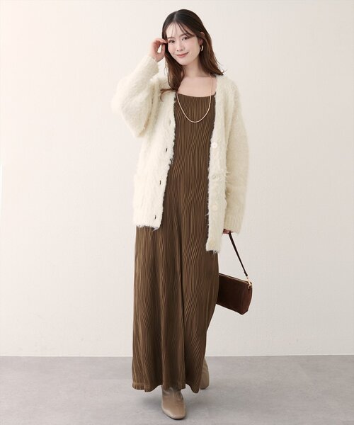 natural couture(ナチュラルクチュール)の「【WEB限定】流線ストライプナローワンピース(ワンピース・レディース・ネイビー/ブラウン/ブラック・FREE)」の2枚目の写真