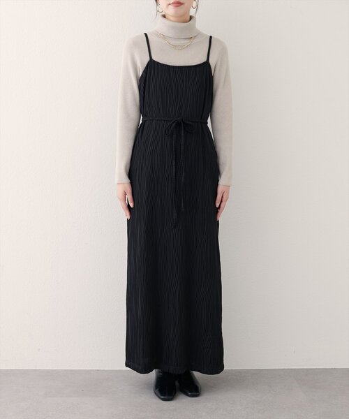 natural couture(ナチュラルクチュール)の「【WEB限定】流線ストライプナローワンピース(ワンピース・レディース・ネイビー/ブラウン/ブラック・FREE)」の5枚目の写真
