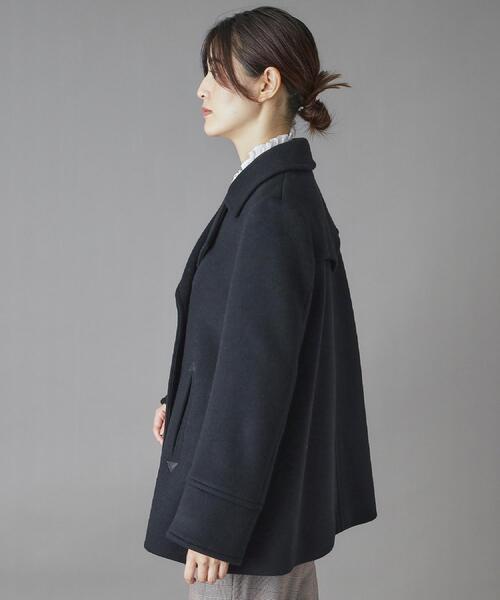 DRESSTERIOR（ドレステリア）の「Super140‘sAラインPコート（ピーコート・レディース・ブラック/ベージュ・34/38/36）」の17枚目の写真