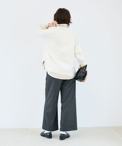le.coeur blanc(ルクールブラン)の「《手洗い可能》ネック刺繍クルーネックニット(ニット/セーター・レディース・グレー/ホワイト/ブラウン・38)」の13枚目の写真