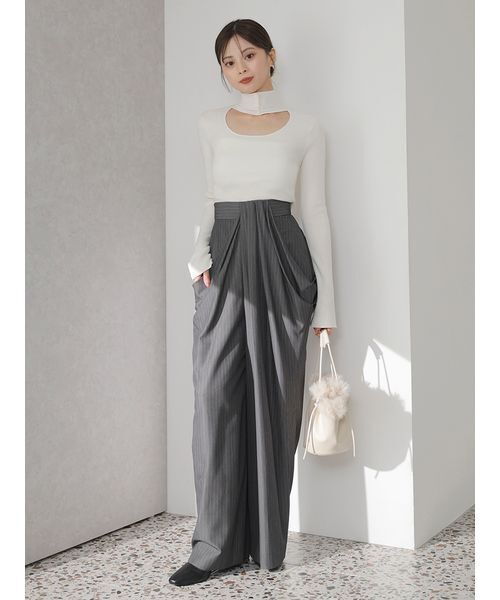SNIDEL（スナイデル）の「ハイウエストドレープパンツ（その他パンツ・レディース・アイボリー/グレー/ネイビー・0/1）」の3枚目の写真