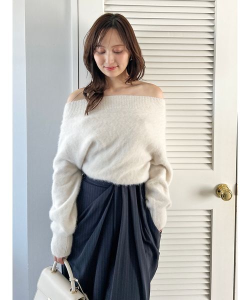 SNIDEL（スナイデル）の「ハイウエストドレープパンツ（その他パンツ・レディース・アイボリー/グレー/ネイビー・0/1）」の8枚目の写真