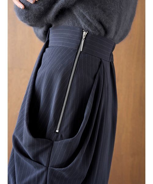 SNIDEL（スナイデル）の「ハイウエストドレープパンツ（その他パンツ・レディース・アイボリー/グレー/ネイビー・0/1）」の20枚目の写真