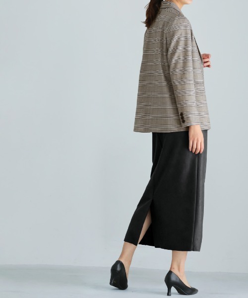 Emilyan（エミリアン）の「【 手洗いできる 】 ストレッチフェイクレザー・ナロースカート（スカート・レディース・ブラウン/ブラック・M）」の21枚目の写真