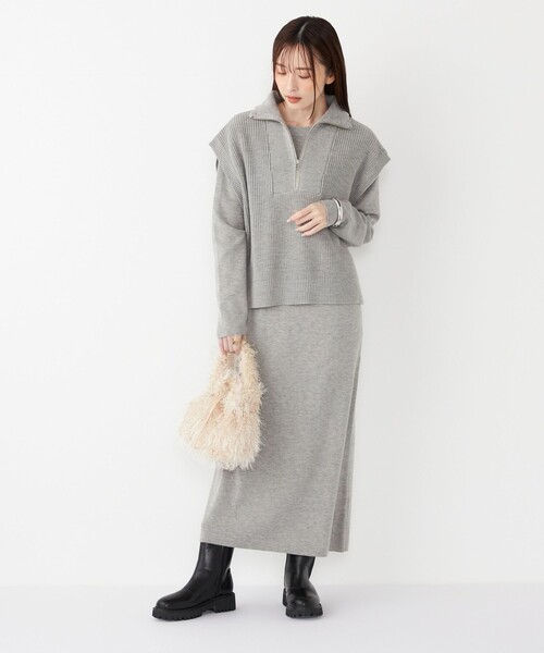 SHIPS Colors(シップス カラーズ)の「SHIPS Colors:〈手洗い可能〉ベスト × ニット ワンピース セット◇(ワンピース・レディース・ブラウン/ネイビー/グレー・ONE SIZE)」の1枚目の写真