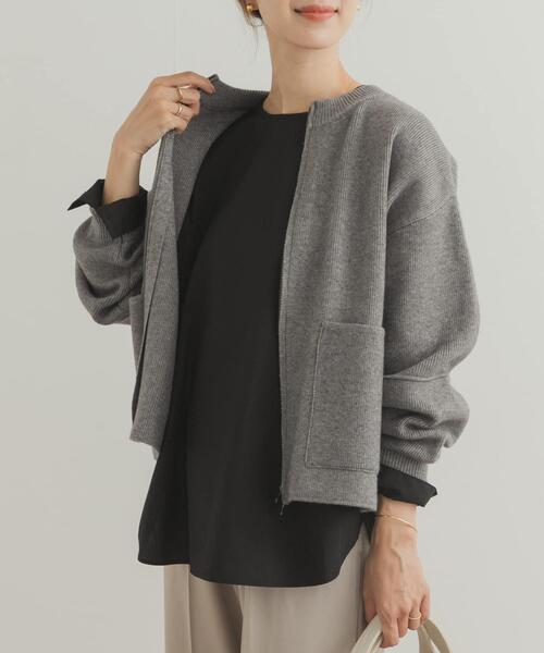 URBAN RESEARCH DOORS（アーバンリサーチドアーズ）の「『UR TECH』クルーネックプルオーバーシャツ（シャツ/ブラウス・レディース・オフホワイト/ブラック・MEDIUM）」の13枚目の写真