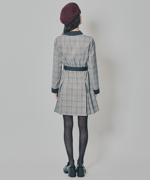 REDYAZEL（レディアゼル）の「バイカラーチェックボックスプリーツシャツミニワンピース（ワンピース・レディース・ネイビー/ブラウン/グレー・SMALL/MEDIUM）」の17枚目の写真