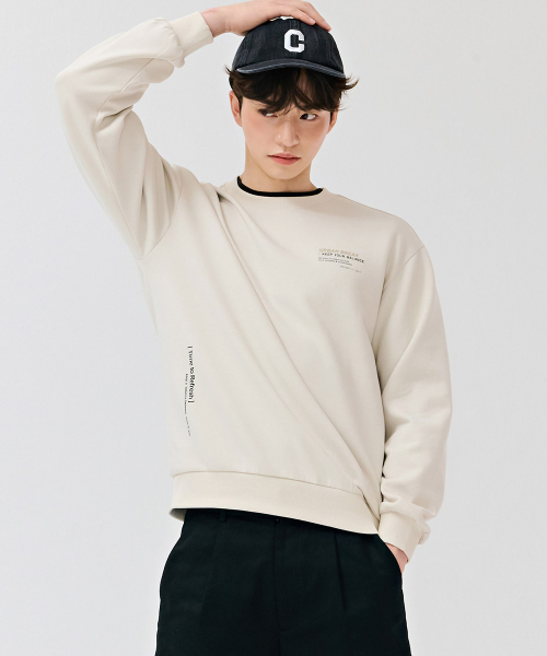 CHASECULT(チェイスカルト)の「男性レタリンググラフィックスウェットシャツ-ベージュ(スウェット・メンズ・ベージュ・100/110/95/105)」の4枚目の写真