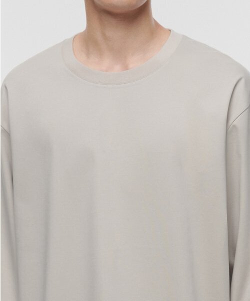 MUSINSA STANDARD（ムシンサスタンダード）の「シルケットリラックスドクルーネック長袖Tシャツ[ダスティクリーム]（Tシャツ/カットソー・メンズ・その他・MEDIUM/LARGE/X-LARGE/XX-LARGE）」の3枚目の写真