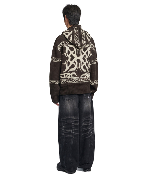 NOMANUAL(NOMANUAL)の「COWICHAN HOODED ZIP-UP - BROWN(ニット/セーター・レディース・その他・LARGE/X-LARGE/MEDIUM)」の5枚目の写真