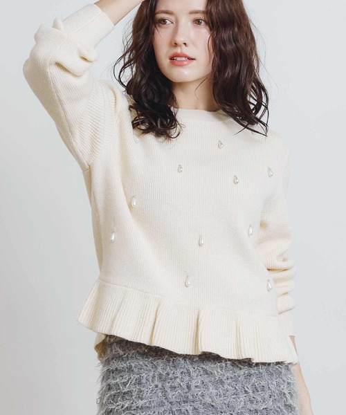 PICCIN PERLA(ピッチンペルラ)の「ティアドロップパールペプラムニット(ニット/セーター・レディース・オフホワイト/ブラック/レッド・M)」の7枚目の写真