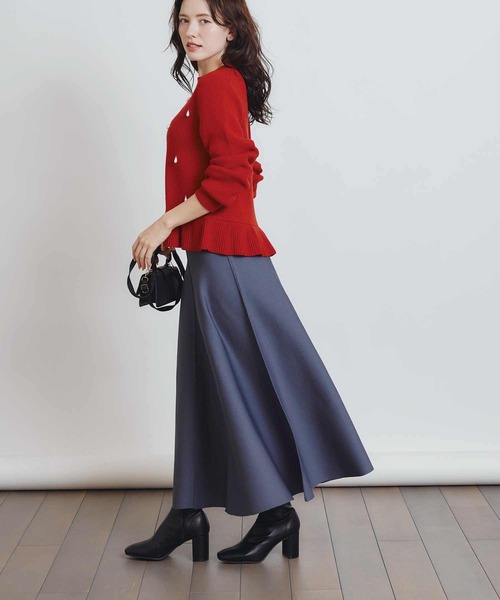 PICCIN PERLA(ピッチンペルラ)の「ティアドロップパールペプラムニット(ニット/セーター・レディース・オフホワイト/ブラック/レッド・M)」の13枚目の写真