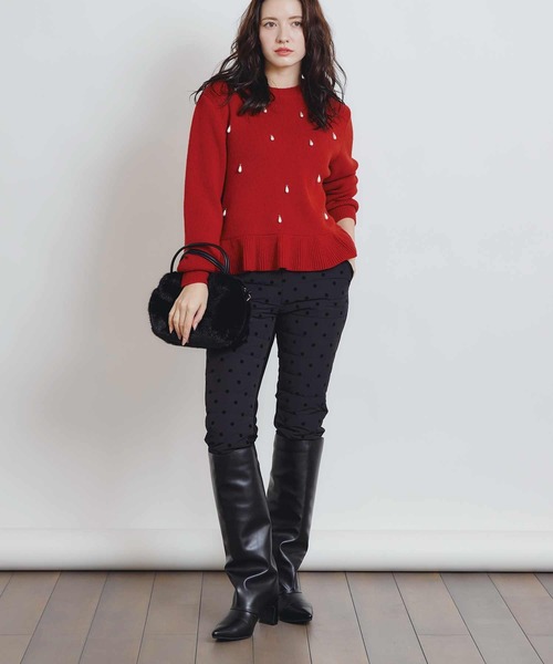 PICCIN PERLA(ピッチンペルラ)の「ティアドロップパールペプラムニット(ニット/セーター・レディース・オフホワイト/ブラック/レッド・M)」の17枚目の写真