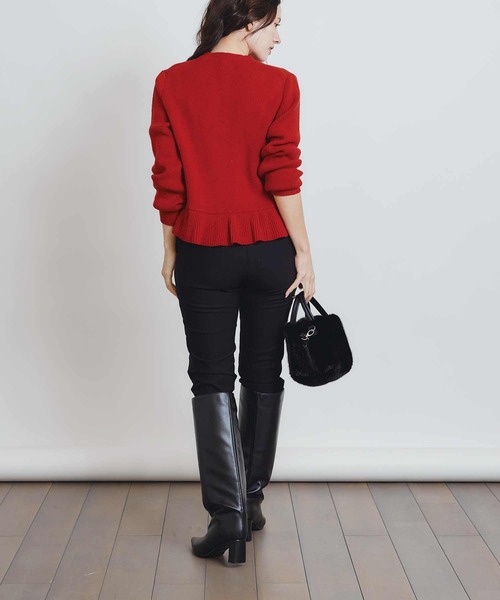 PICCIN PERLA(ピッチンペルラ)の「ティアドロップパールペプラムニット(ニット/セーター・レディース・オフホワイト/ブラック/レッド・M)」の19枚目の写真