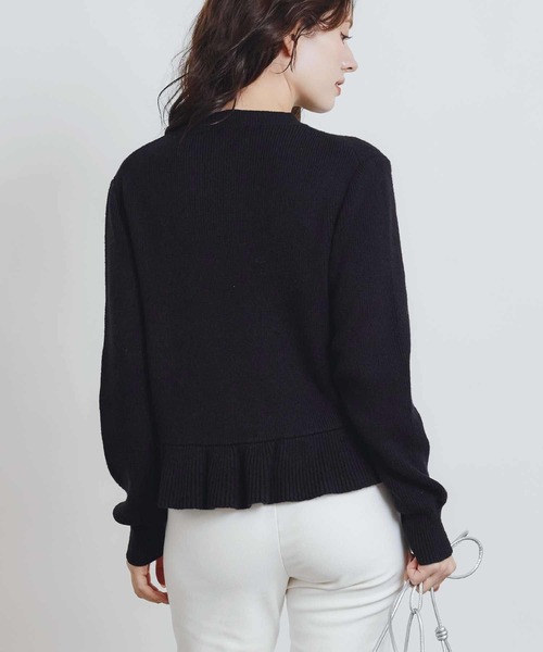 PICCIN PERLA(ピッチンペルラ)の「ティアドロップパールペプラムニット(ニット/セーター・レディース・オフホワイト/ブラック/レッド・M)」の22枚目の写真