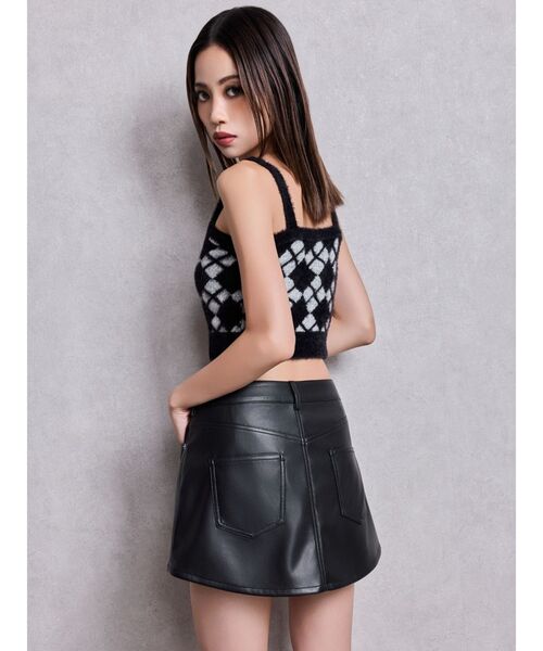 GYDA(ジェイダ)の「Argyll patternミニシャギーニットキャミ(キャミソール・レディース・ブラック/オフホワイト・FREE)」の4枚目の写真