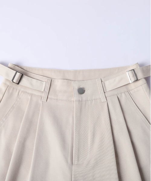 La-gemme(ラジェム)の「タック入りワイドストレートスラックス(スラックス・レディース・カーキ/ブラック/ベージュ・M/L)」の16枚目の写真