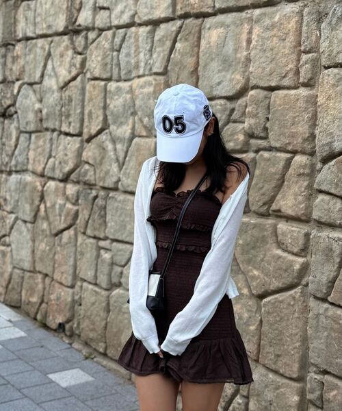 LADY VOLUME（レディーボリューム）の「フリルスモックミニドレス (ブラウン)（ワンピース・レディース・その他・SMALL/MEDIUM）」の5枚目の写真