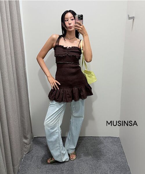 LADY VOLUME（レディーボリューム）の「フリルスモックミニドレス (ブラウン)（ワンピース・レディース・その他・SMALL/MEDIUM）」の9枚目の写真