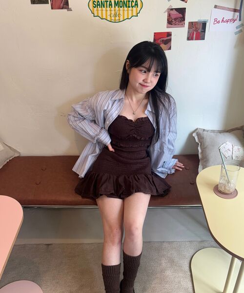 LADY VOLUME（レディーボリューム）の「フリルスモックミニドレス (ブラウン)（ワンピース・レディース・その他・SMALL/MEDIUM）」の19枚目の写真
