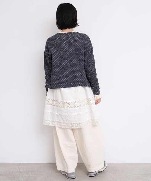 l'atelier du savon（アトリエドサボン）の「ふくふくしたドット　カットソーカーディガン（カーディガン/ボレロ・レディース・オフホワイト/グレー/ブラック・FREE）」の15枚目の写真