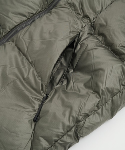 GOLDWIN(ゴールドウィン)の「【GOLDWIN】パーテックスカンタムダウンベスト(ユニセックス)/ PERTEX QUANTUM Down Vest(ダウンジャケット/コート・メンズ・ダークグレー/ブラック・2/3)」の13枚目の写真
